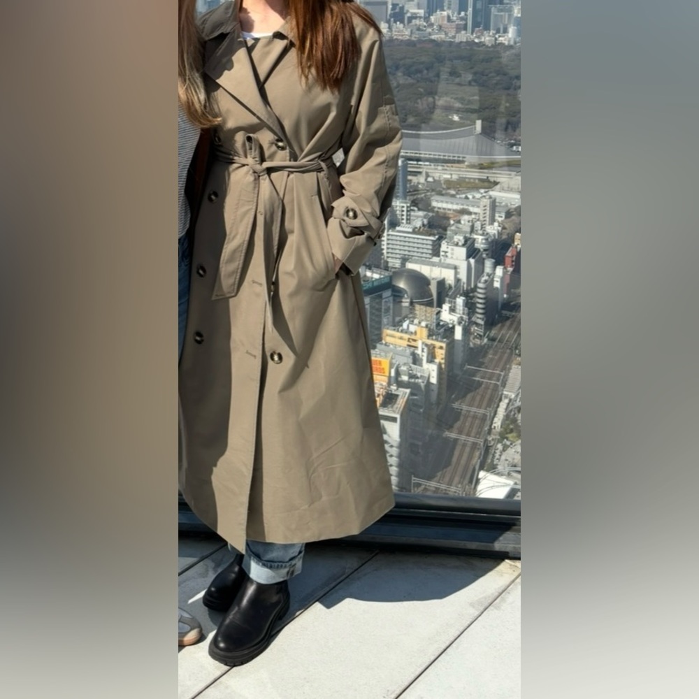 Classic trench coat 🧥 - Picture 6 of 7